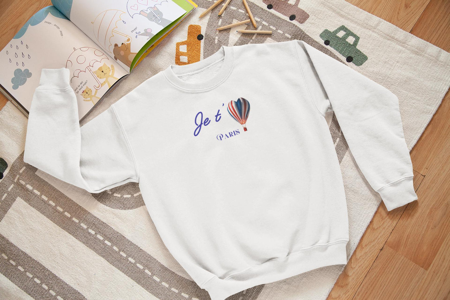 Je t'aime Paris sweatshirt for boys girls Cute French shirt gift for boys girls unisex top for birthday white top for school and holidays